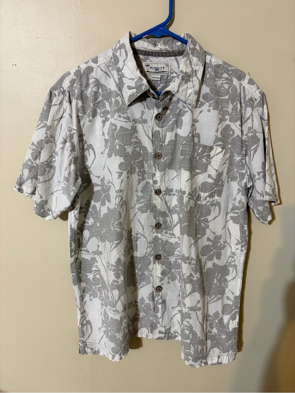 Honolua Gray/White Floral Short-Sleeve Button-Down Shirt M